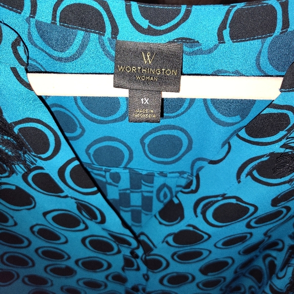 Plus size Blouse 1X by Worthington - Picture 2 of 5